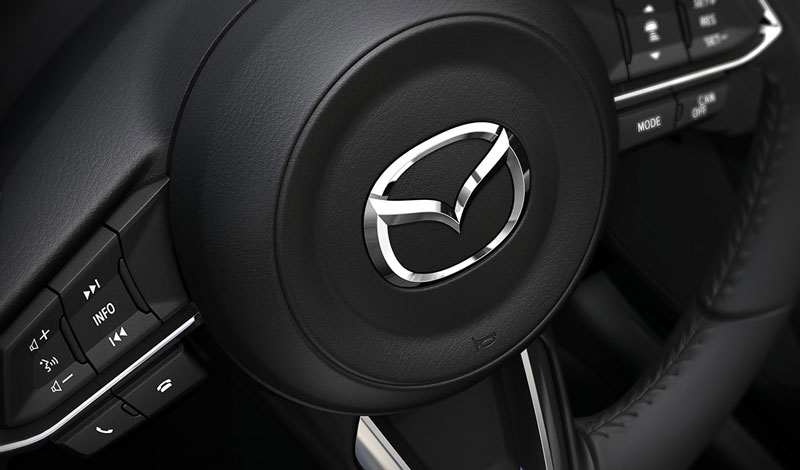 blog_20171123_CX5_steeringwheel