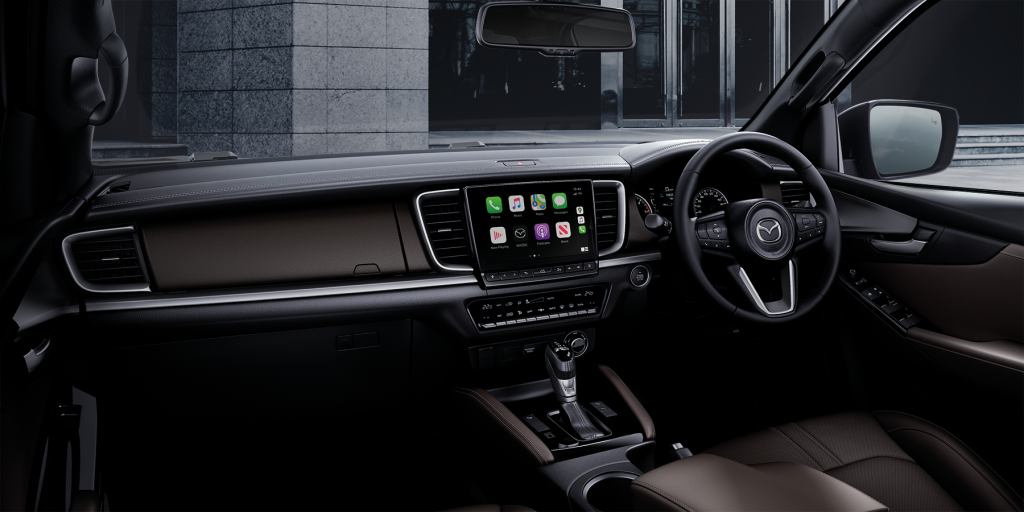 bt50_dbl_interior_main_v1