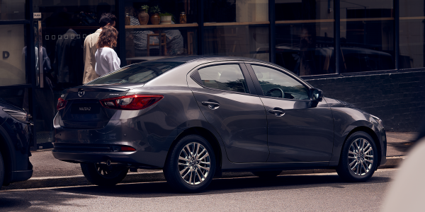 m2_sedan_details_msgx600